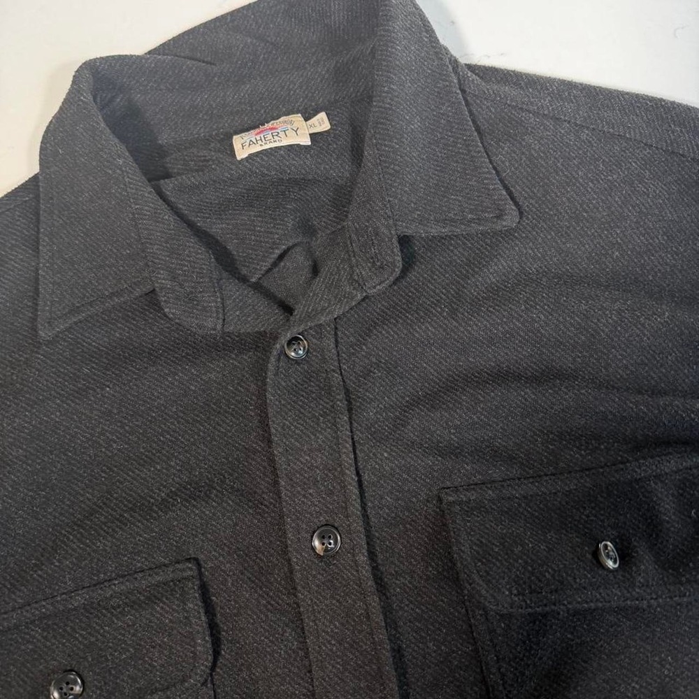 Fahertyw Men's XL Black Heather Heavyweight Button Up Shirt Overshirt Stretch